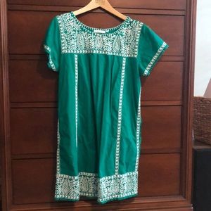 House of Pom sizeL green dress white embroidery